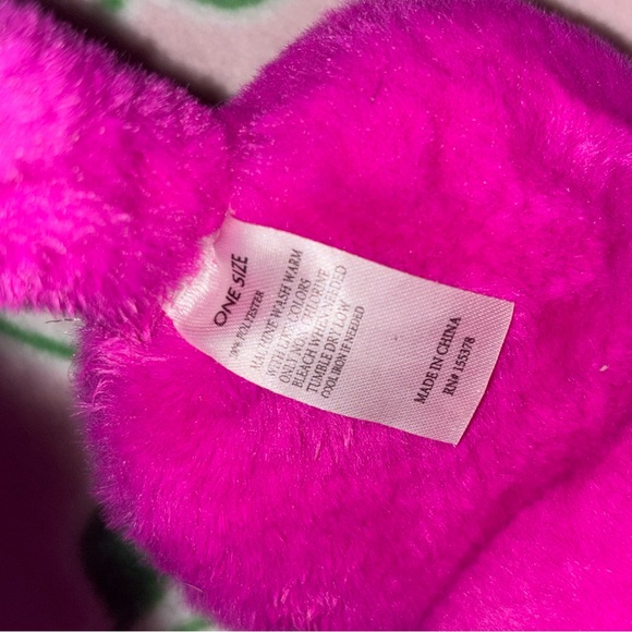 Baby Phat Hot Pink Fuchsia fuzzy Earmuffs - Picture 4 of 7